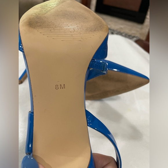 Calvin Klein Electric Blue Patent Heels Sz 8 - Picture 4 of 4